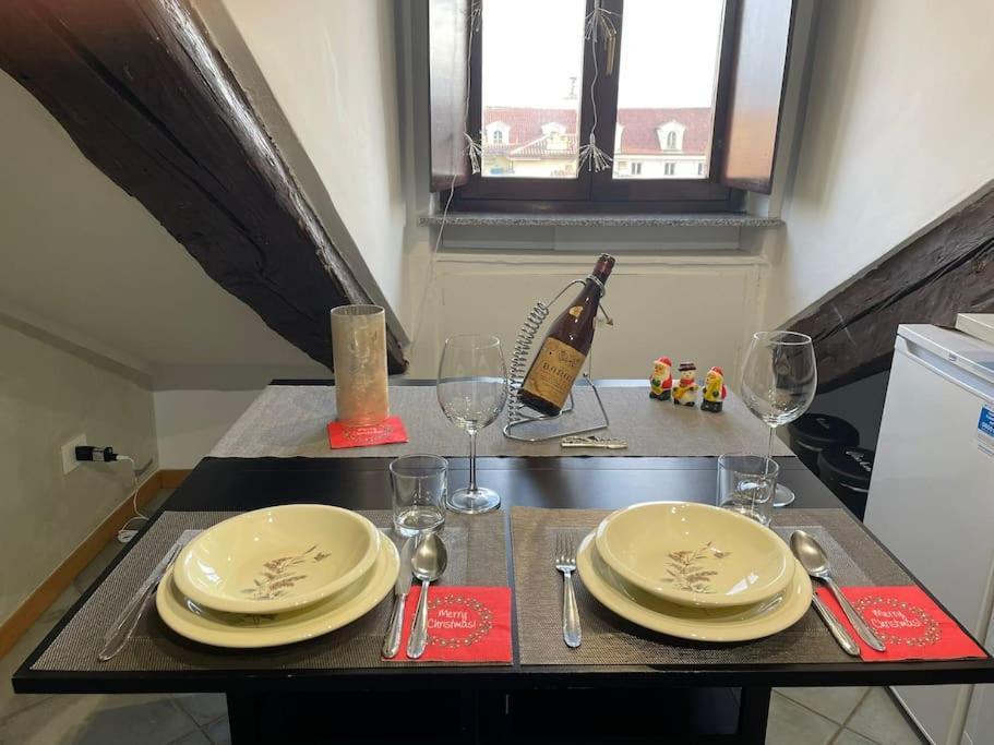Appartement Mansarda Di Charme Con Vista à Turin Extérieur photo