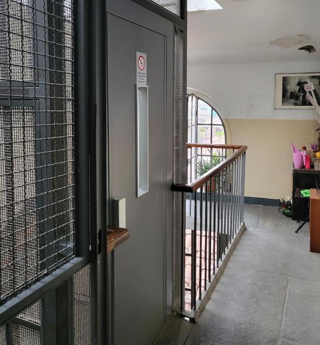 Appartement Mansarda Di Charme Con Vista à Turin Extérieur photo